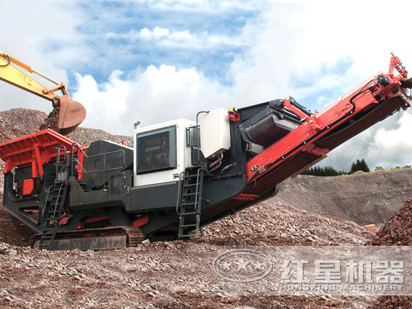 智能化的移動破碎站工作現場