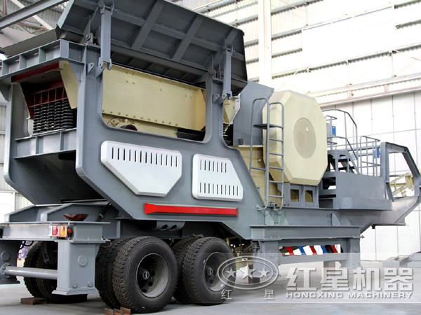 時產200噸輪胎式移動破碎站