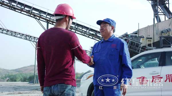 派發技術人員現場安裝