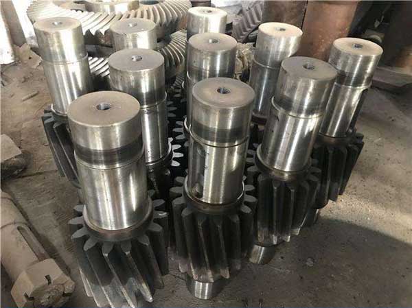 時產10噸長石磨粉機高猛鋼磨輥