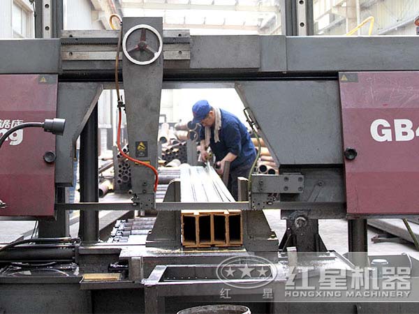 注重細節的廠家技術人員