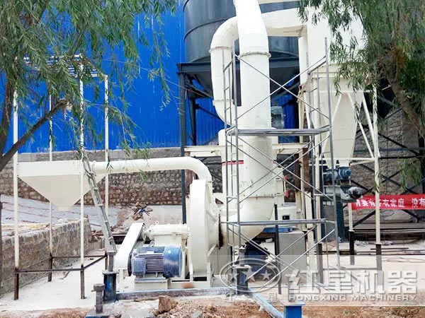 重晶石磨粉現場