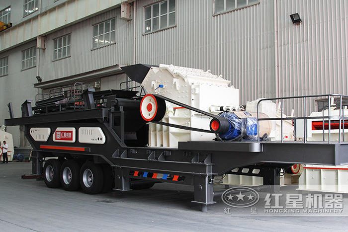 環(huán)保的錘式移動破碎機(jī)