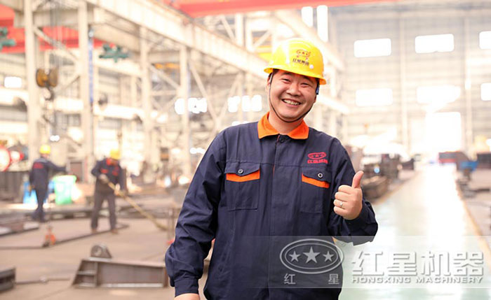 紅星機(jī)器車(chē)間工人