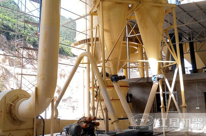 紅星超細磨粉機工作現場