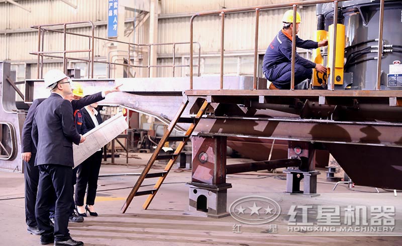 專業人員為用戶定制方案