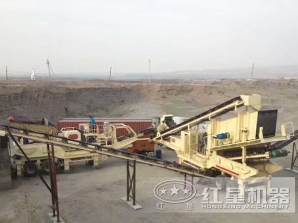 移動式破碎站現場