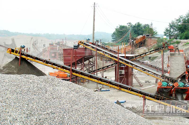紅星機(jī)器日產(chǎn)五千噸大型石子機(jī)用戶現(xiàn)場(chǎng)