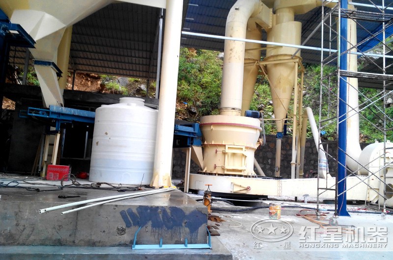 雷蒙磨粉機作業現場