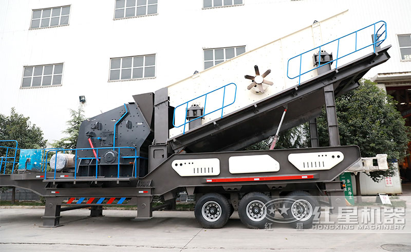 輪胎反擊式建筑垃圾移動破碎機