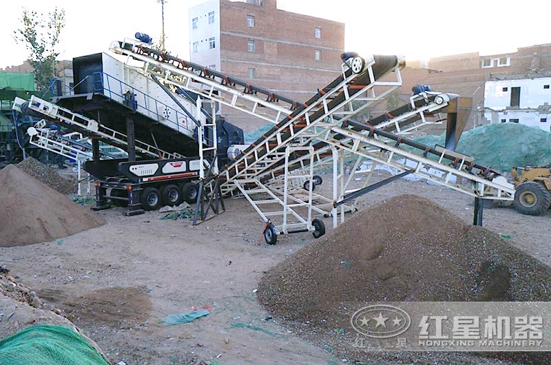 建筑垃圾粉碎機作業現場