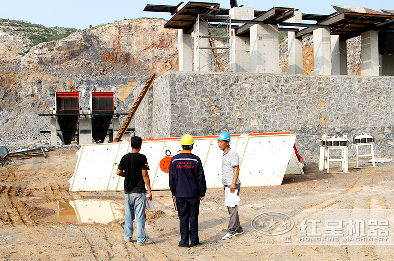 技術(shù)人員現(xiàn)場安裝