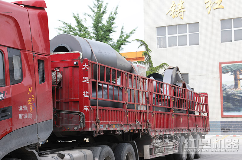 紅星磨粉設備廠區發貨