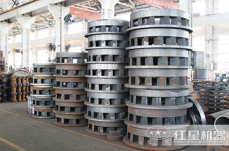 新式雷蒙磨粉機工作原理內部配件展示